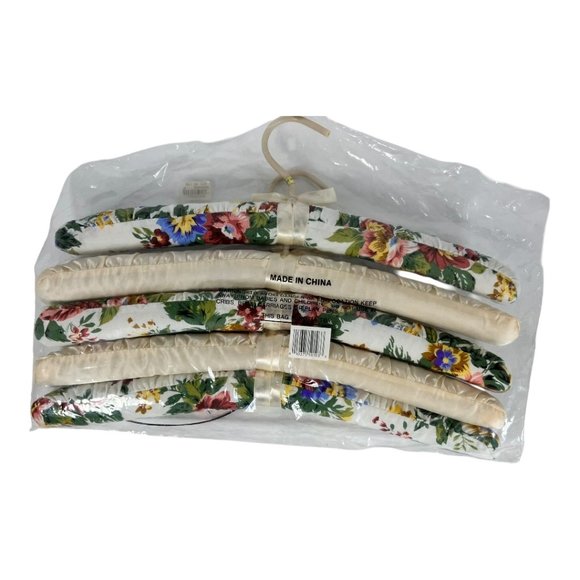 NWT Fabric Covered Clothes Hangers - Picture 3 of 4